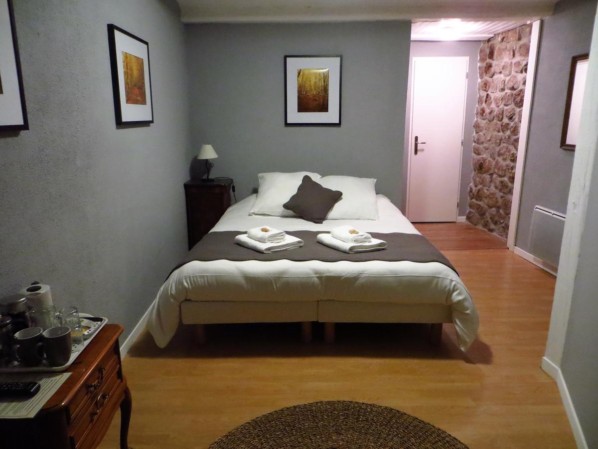 L'Auberge De Montpezat ภายนอก รูปภาพ